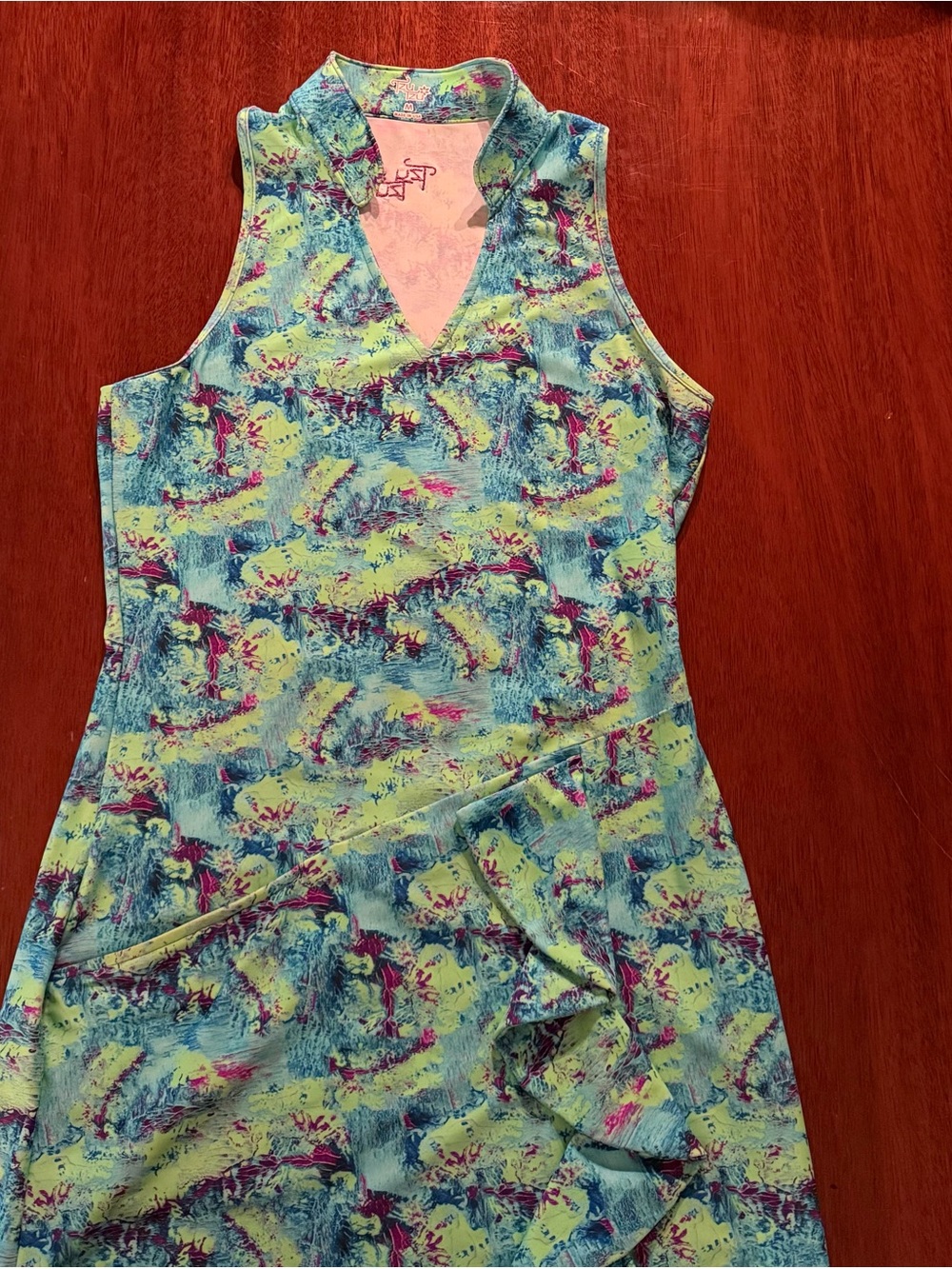 Tzu Tzu Dress - M - EUC - Trippy Typhoon pattern